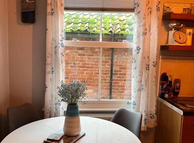 Pirates Berth * Whitby